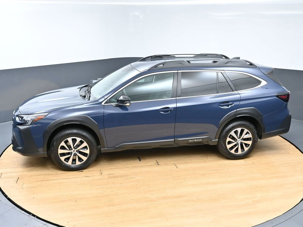 Used 2023 Subaru Outback Premium AWD/4WD image 48