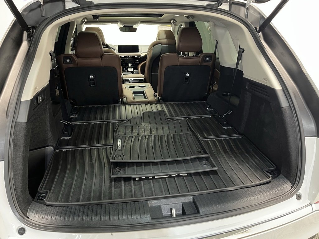Certified 2023 Acura MDX SH-AWD w/ Technology Package image 18