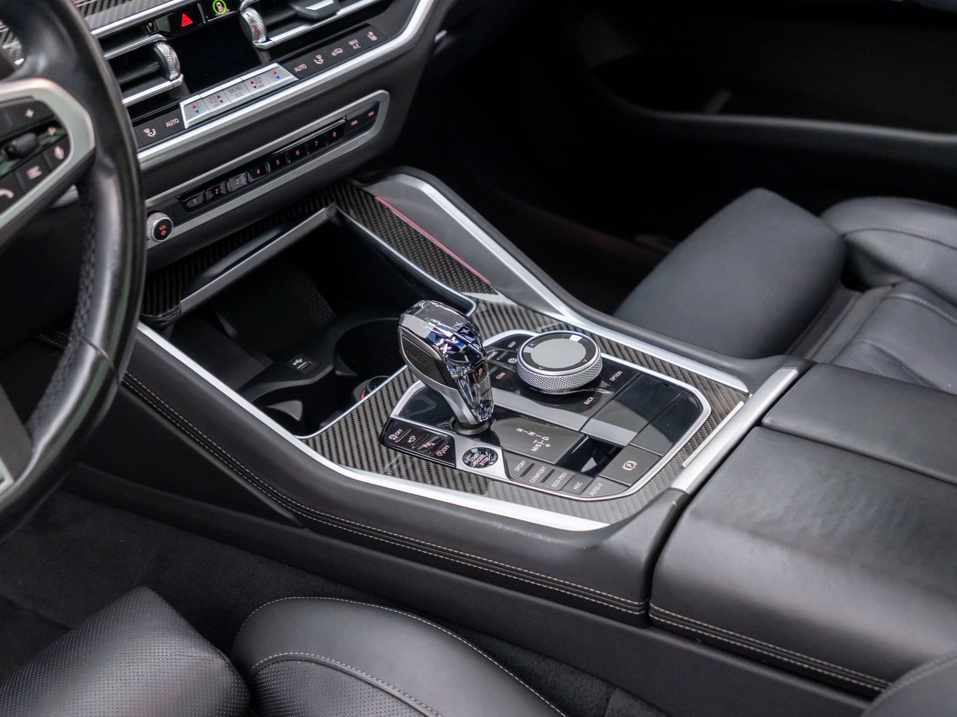 Used 2023 BMW X6 M50i w/ Executive Package AWD/4WD image 13