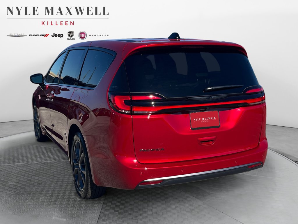 New 2026 Chrysler Pacifica Select FWD image 14
