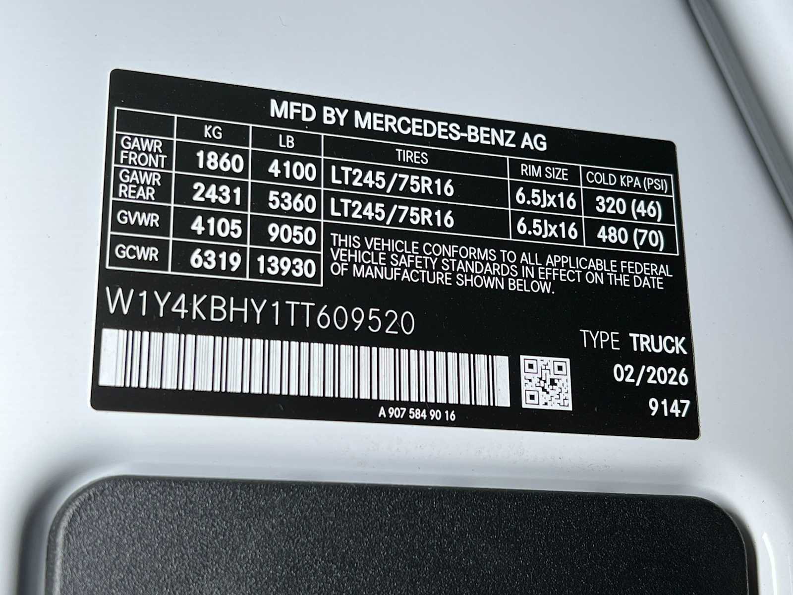 Used 2026 Mercedes-Benz Sprinter 2500 image 42