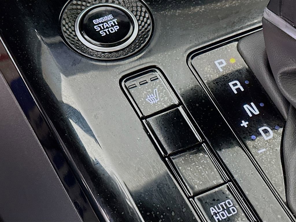 Used 2023 Kia Niro EX image 28