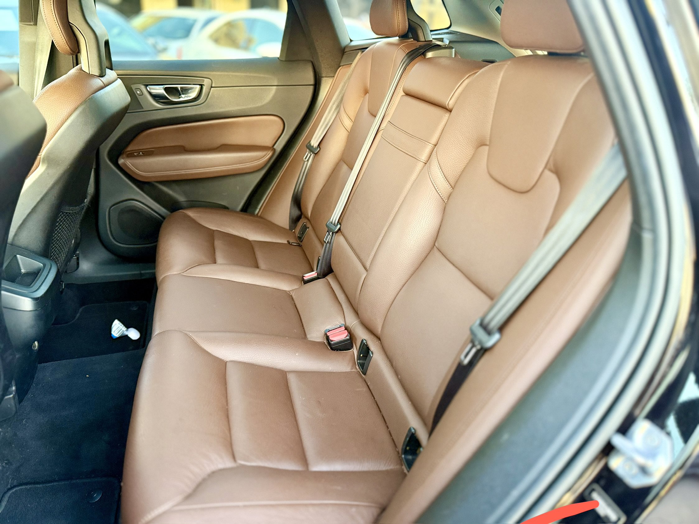 Used 2018 Volvo XC60 T5 Momentum w/ Convenience Package AWD/4WD image 21