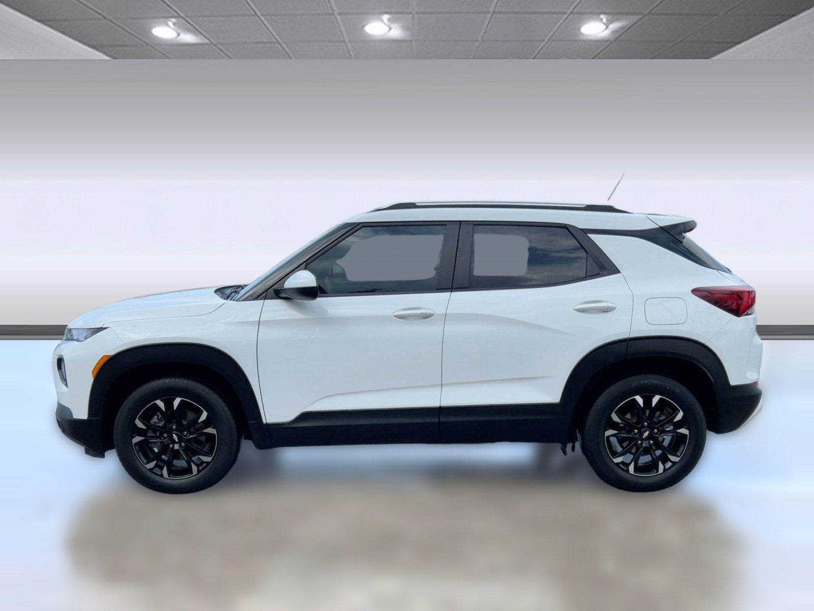 Certified 2023 Chevrolet TrailBlazer LT w/ Convenience Package image 2