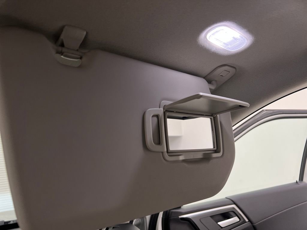 Used 2025 Mitsubishi Outlander SE AWD/4WD image 67