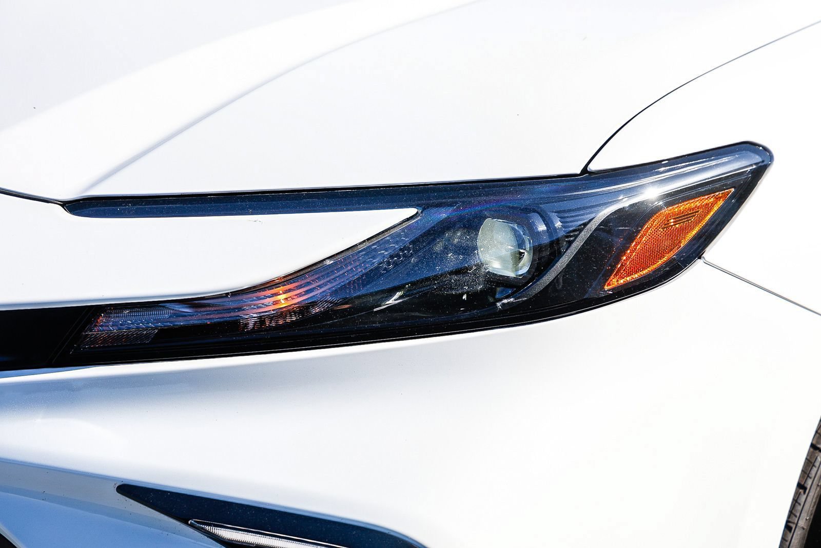 Used 2026 Toyota Camry SE w/ Multimedia Upgrade Package FWD image 7