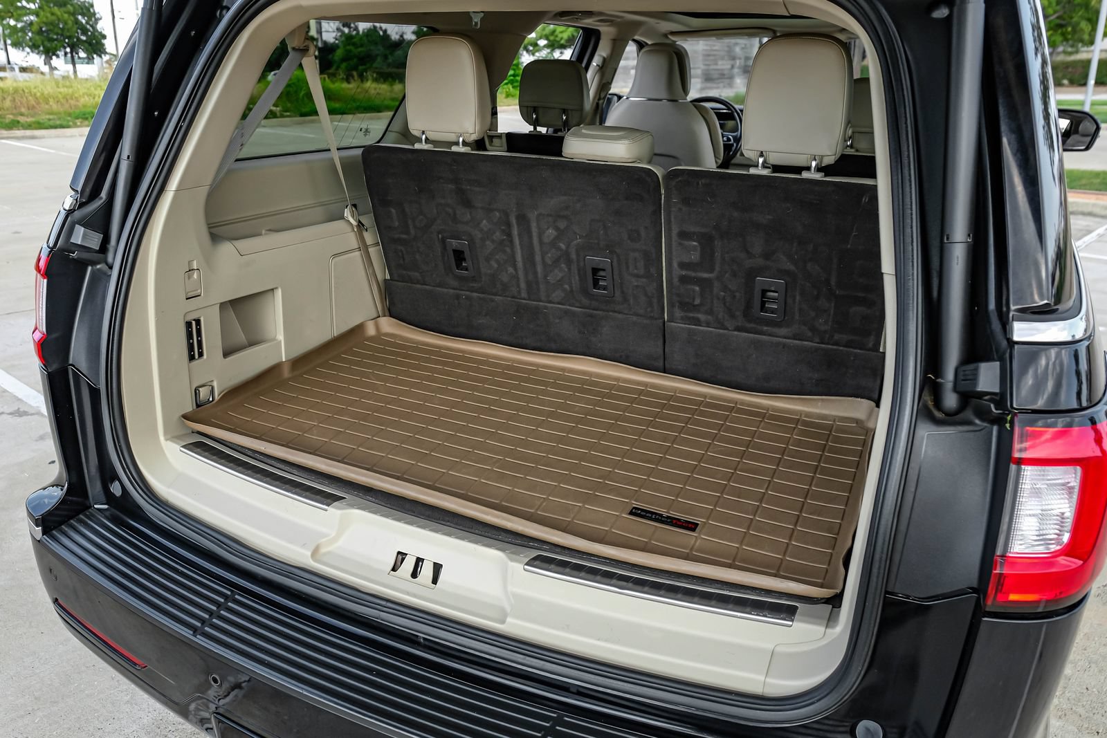 Used 2020 Lincoln Navigator L Reserve w/ Equipment Group 208A Reserve AWD/4WD image 65