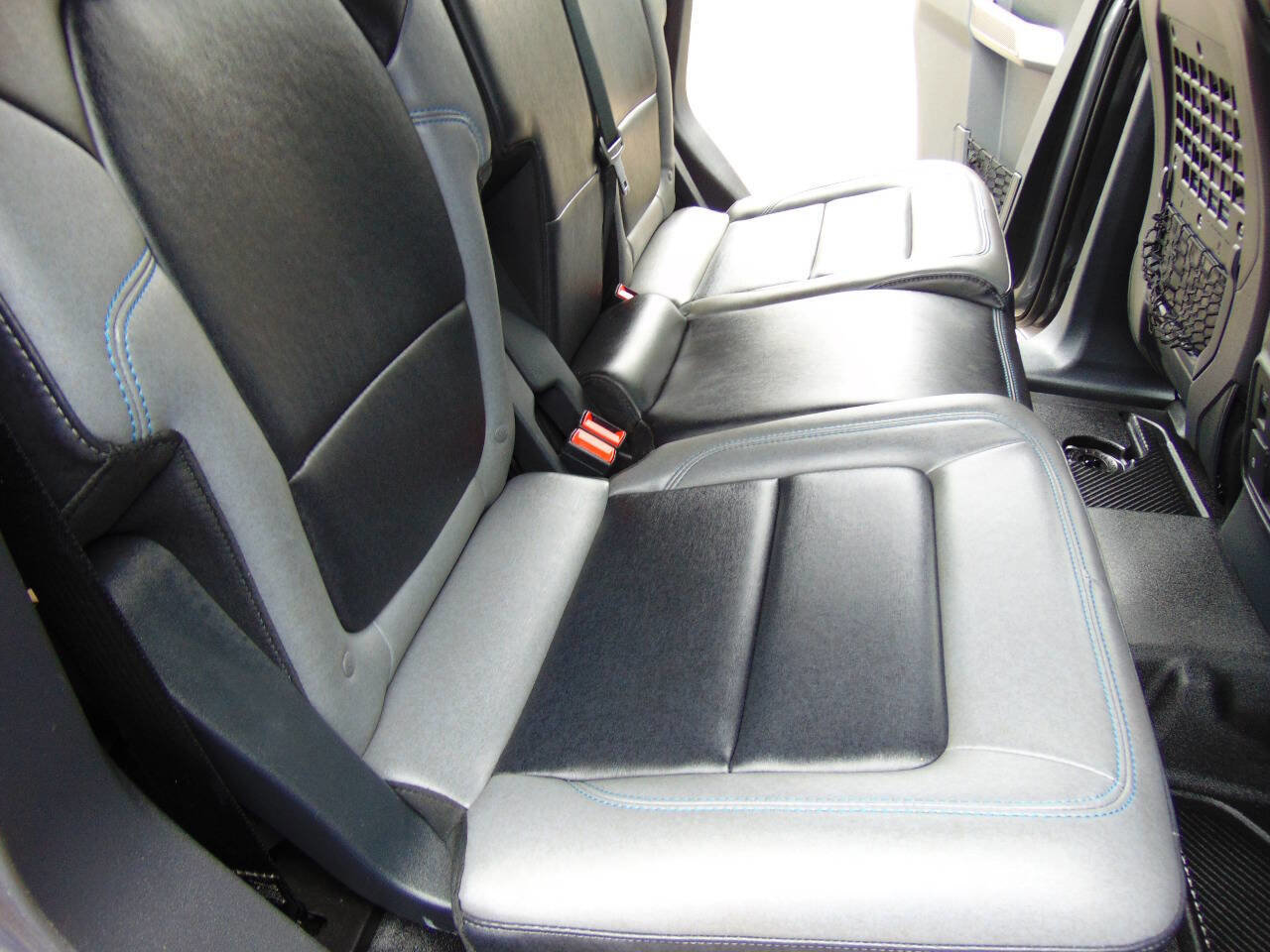 Used 2022 Ford Bronco Black Diamond image 18