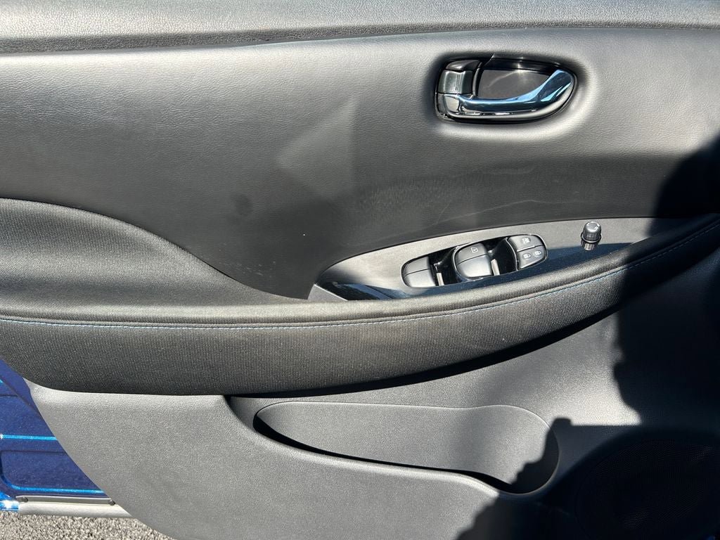 Used 2024 Nissan Leaf SV Plus image 22