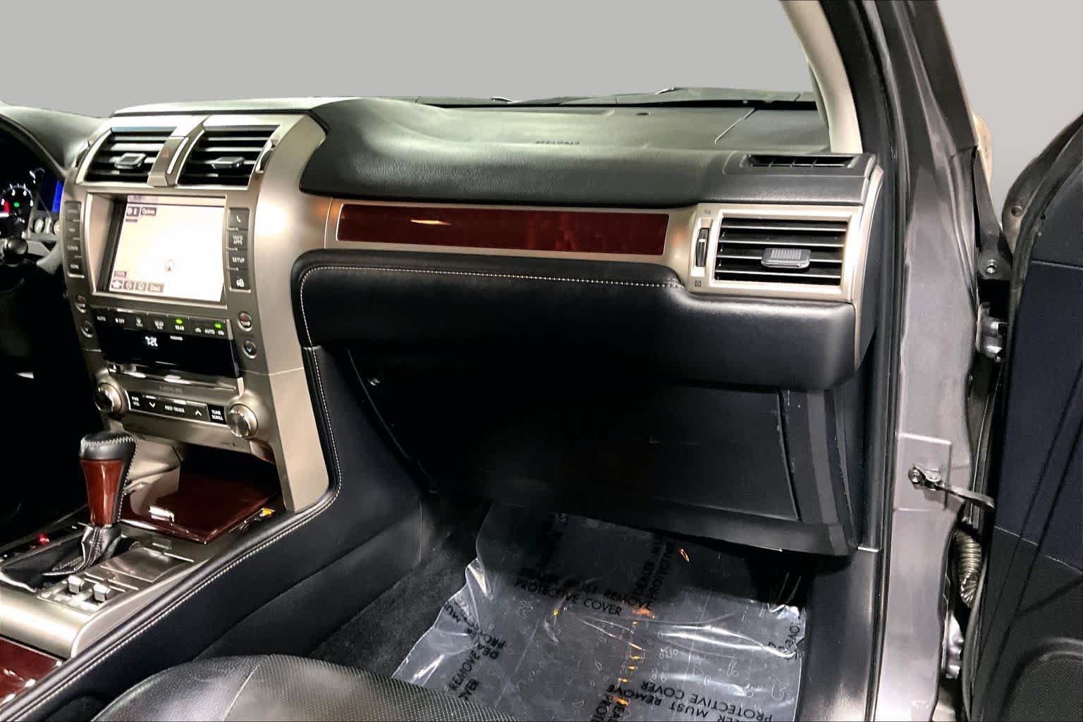 Used 2017 Lexus GX 460 Premium w/ Premium Package AWD/4WD image 19