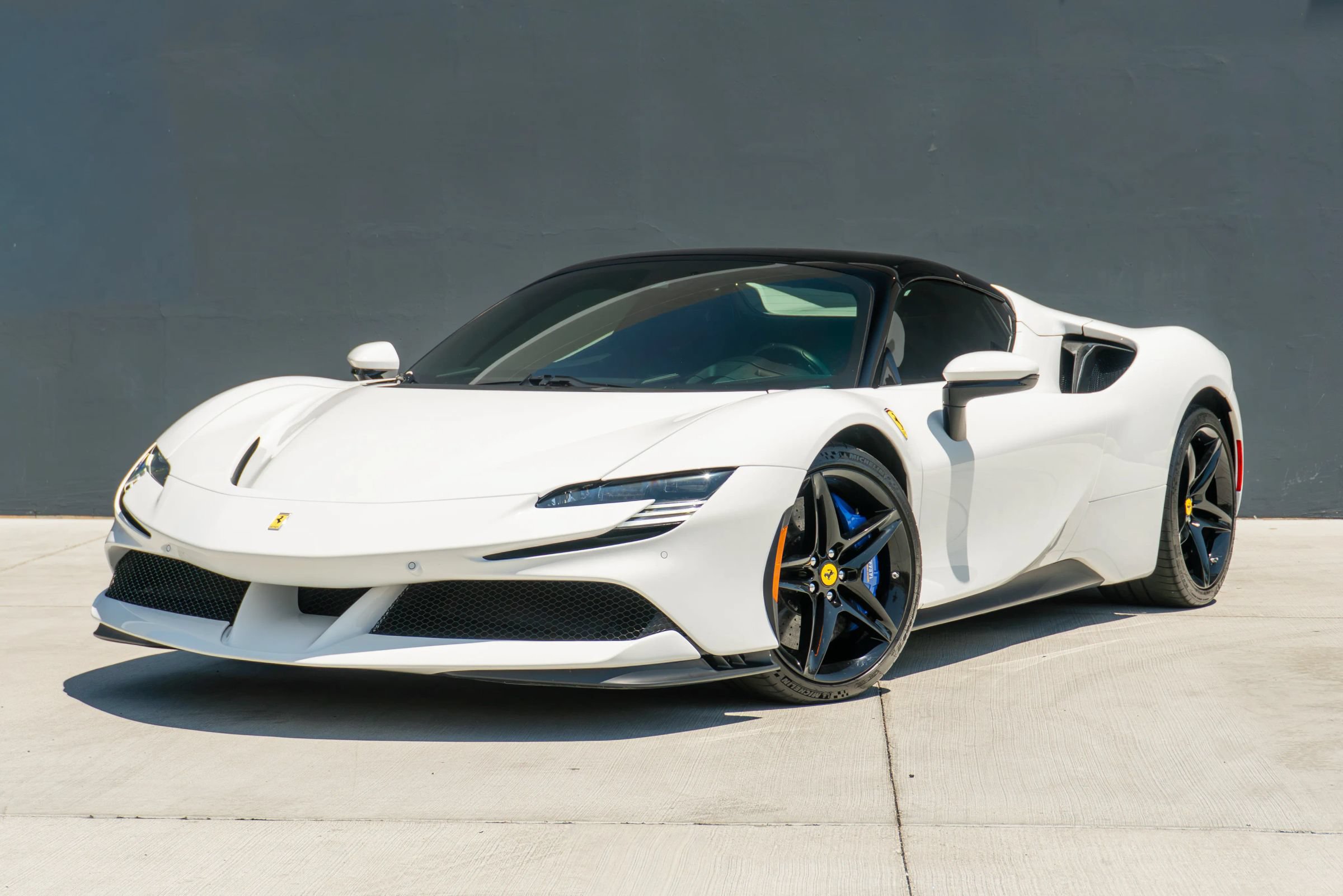 Used 2025 Ferrari SF90 Spider AWD/4WD image 3