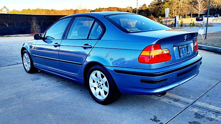 Used 2002 BMW 325i Sedan image 5