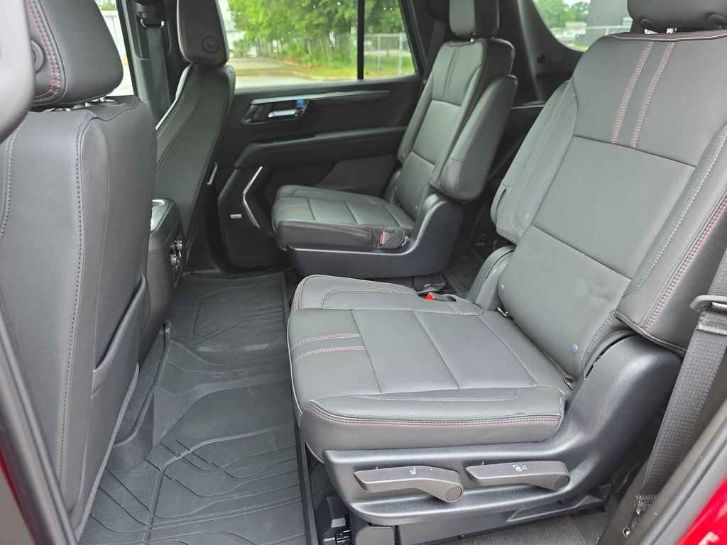 Used 2025 Chevrolet Tahoe RST w/ Comfort Package RWD image 32