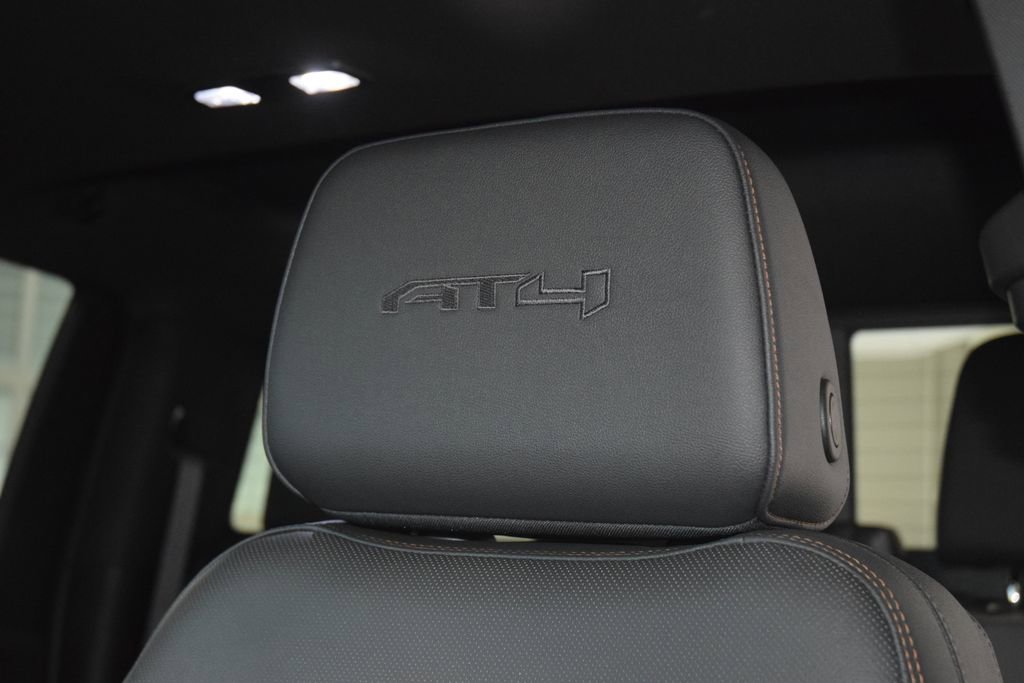 Used 2024 GMC Sierra 2500 AT4 w/ AT4 Premium Plus Package AWD/4WD image 42