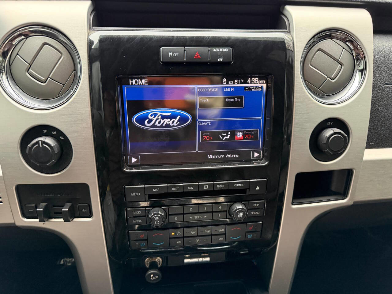 Used 2011 Ford F150 Platinum image 21