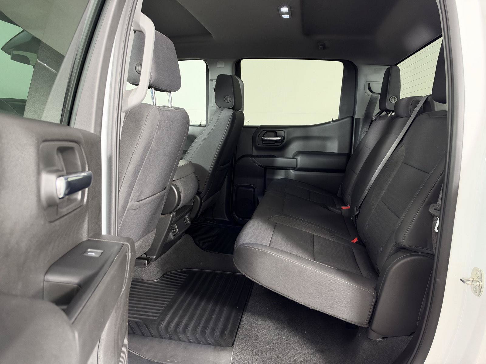 Used 2022 Chevrolet Silverado 1500 Custom AWD/4WD image 18