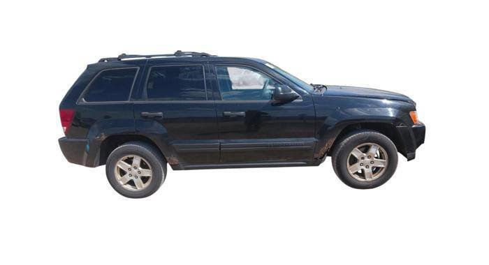 Used 2006 Jeep Grand Cherokee Laredo w/ Cargo Convenience Group AWD/4WD image 7