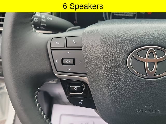 Used 2026 Toyota Camry SE FWD image 11
