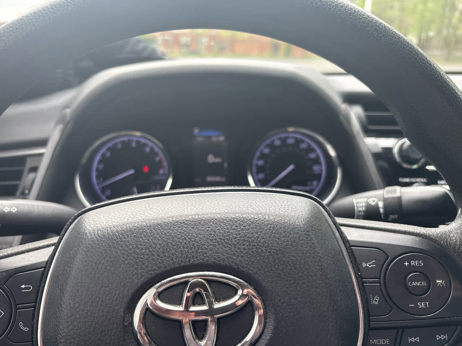 Used 2019 Toyota Camry LE w/ Convenience Package image 17