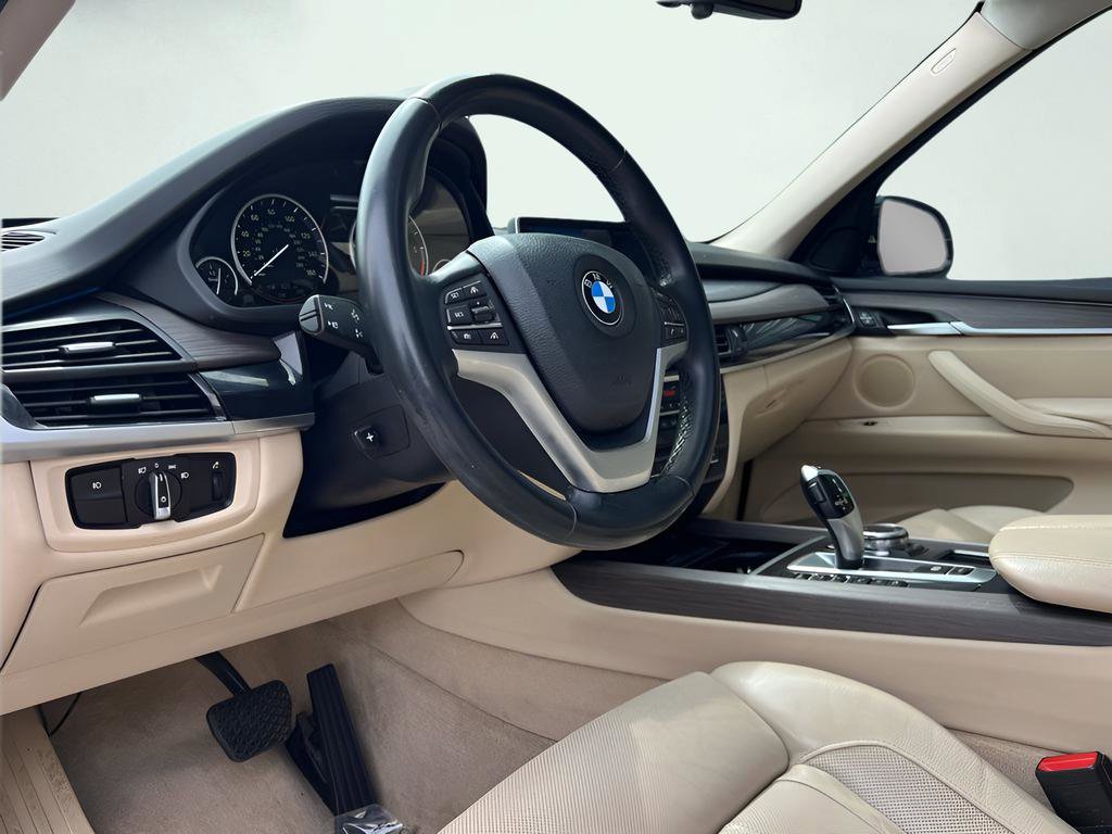 Used 2015 BMW X5 xDrive35d image 2
