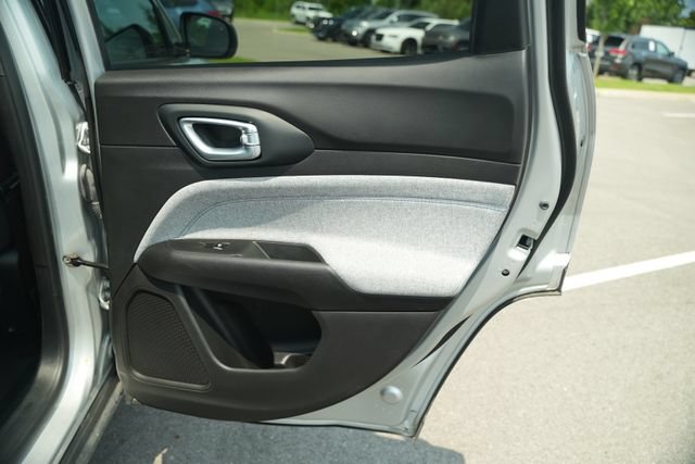 Used 2024 Jeep Compass Sport AWD/4WD image 23