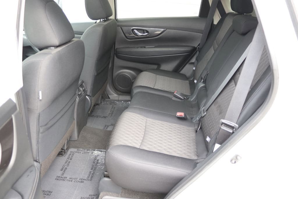 Used 2020 Nissan Rogue SV AWD/4WD image 8