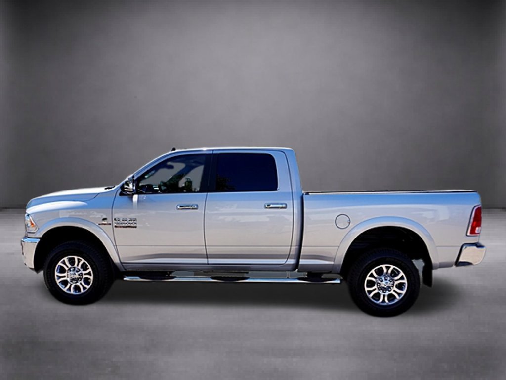Used 2017 RAM 2500 Laramie AWD/4WD image 9
