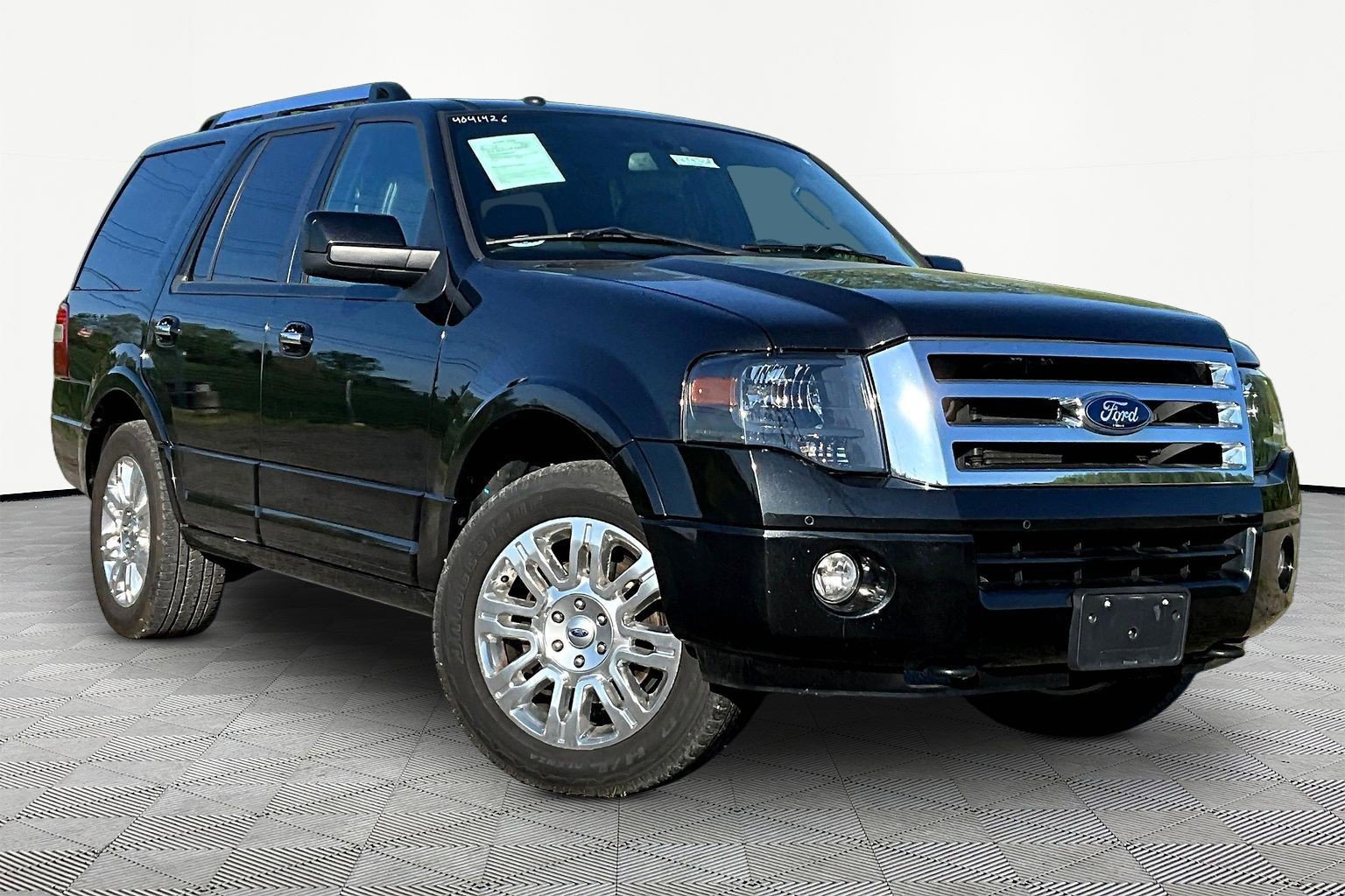 Used 2013 Ford Expedition Limited image 3