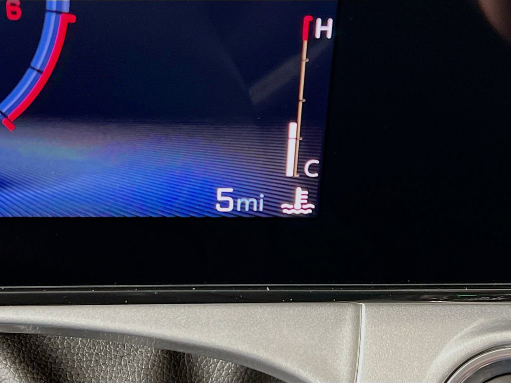 New 2026 Chevrolet Trax LT image 12