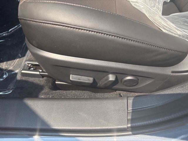 New 2025 MAZDA MAZDA3 Hatchback w/ Appearance Package image 17