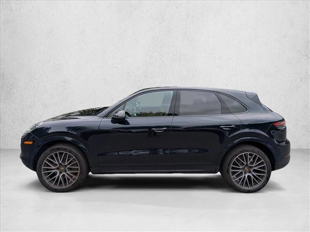 Used 2021 Porsche Cayenne AWD/4WD image 2
