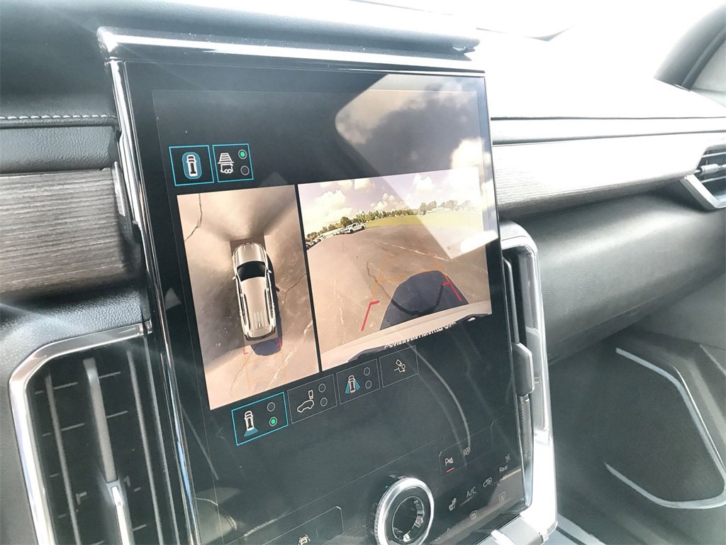 Used 2024 GMC Acadia Denali w/ Super Cruise Package image 17