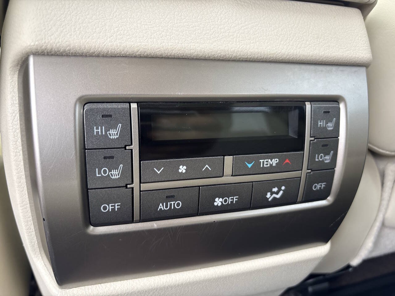 Used 2014 Lexus GX 460 w/ Premium Package AWD/4WD image 29