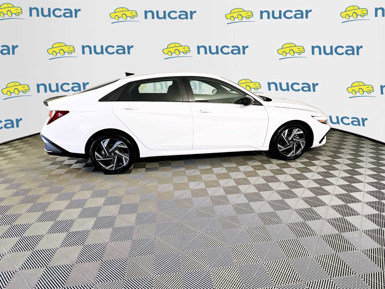 Certified 2025 Hyundai Elantra Sport image 8