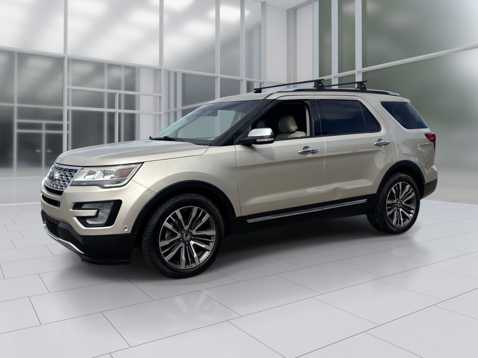 Used 2017 Ford Explorer Platinum AWD/4WD image 2