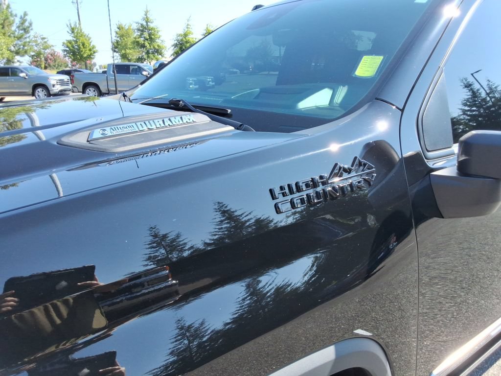 Used 2024 Chevrolet Silverado 3500 High Country w/ High Country Premium Package AWD/4WD image 11