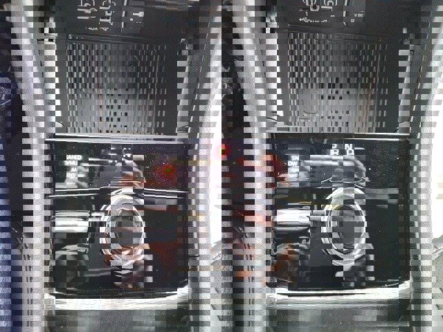 New 2026 Jeep Grand Cherokee Laredo image 9