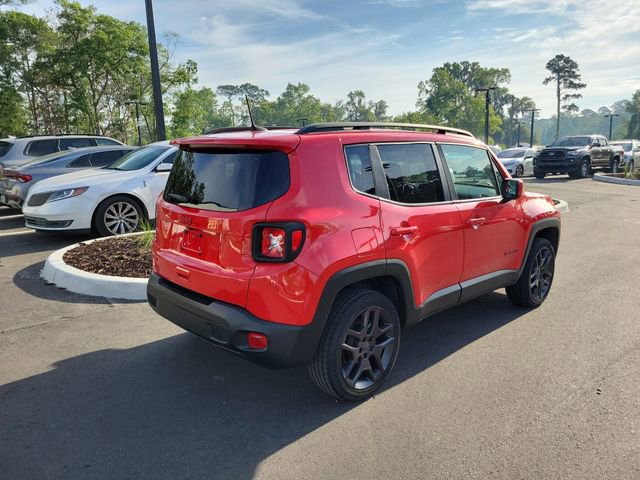 Used 2022 Jeep Renegade Latitude w/ Convenience Group AWD/4WD image 2