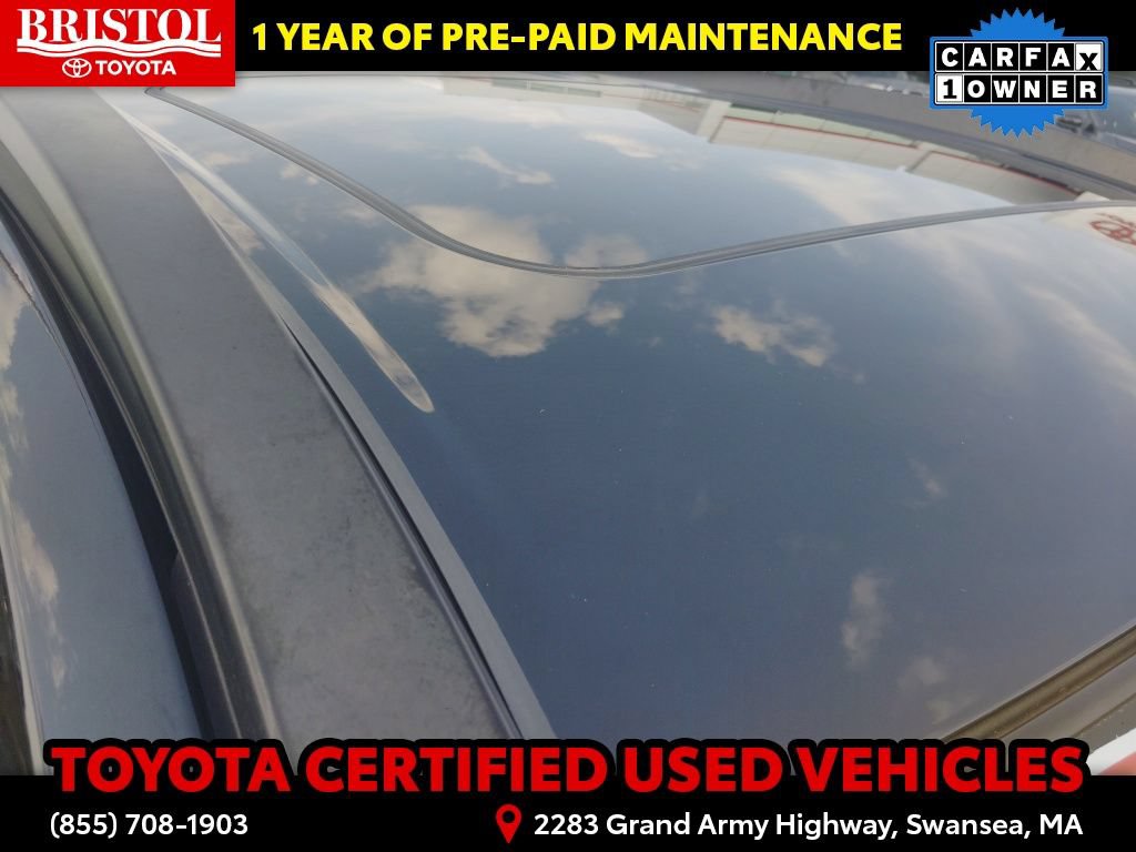 Certified 2023 Toyota Corolla Cross AWD Hybrid w/ Convenience Package image 12