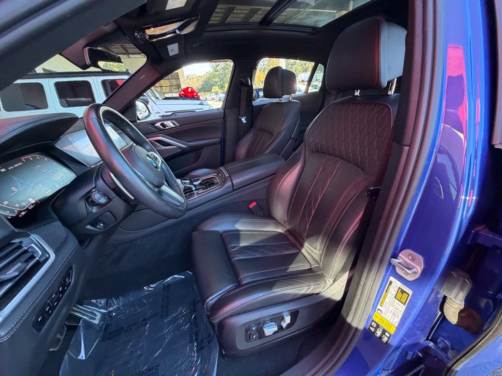 Used 2020 BMW X6 M50i w/ Premium Package AWD/4WD image 40
