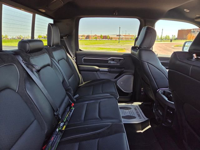 Used 2025 RAM 1500 Laramie AWD/4WD image 33