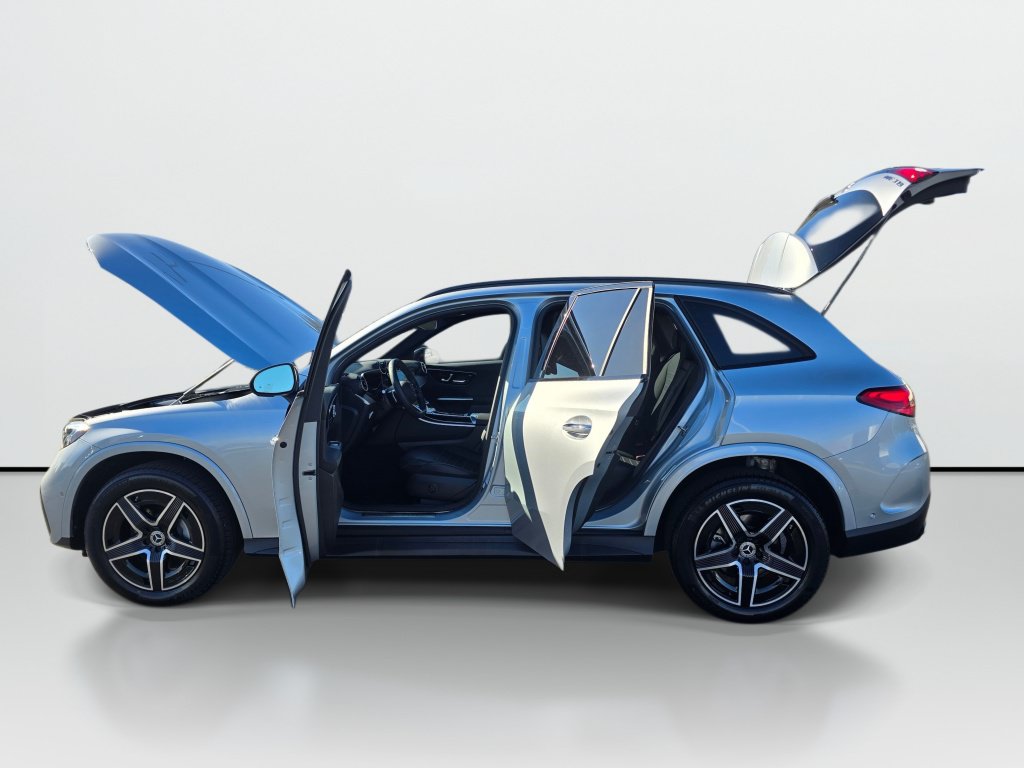 Used 2026 Mercedes-Benz GLC 300 4MATIC image 10