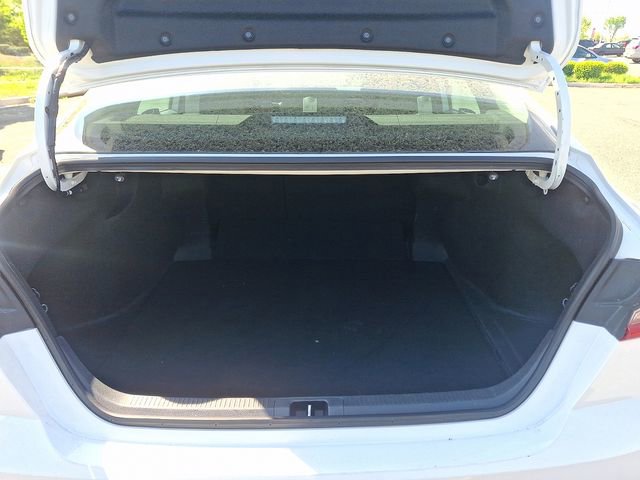 Used 2025 Toyota Camry LE FWD image 28