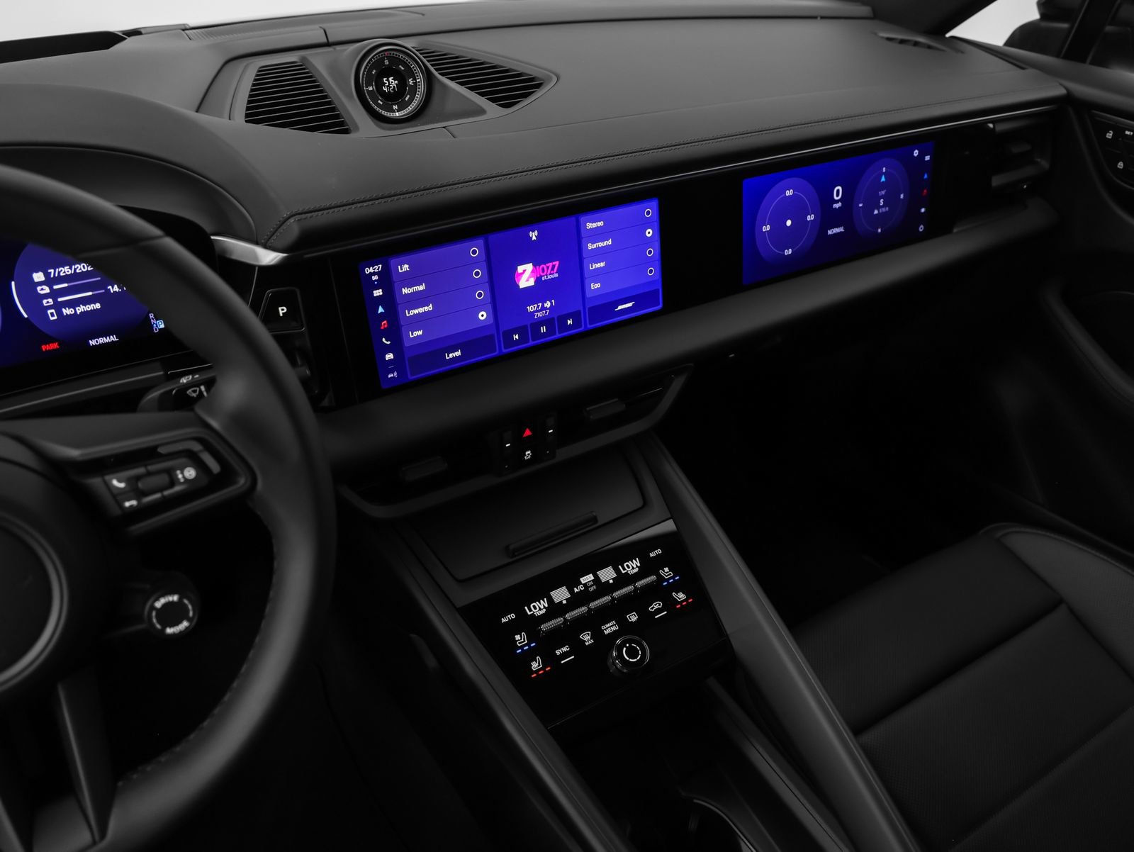 Certified 2025 Porsche Macan 4 Electric image 34