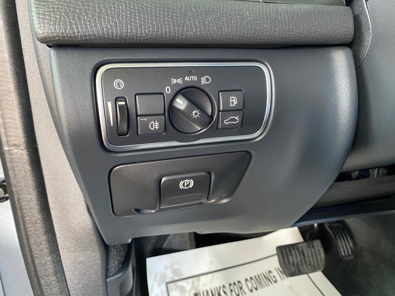 Used 2016 Volvo XC60 T6 Platinum FWD image 66