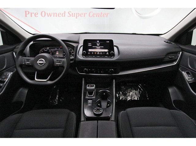 Used 2024 Nissan Rogue S AWD/4WD image 9