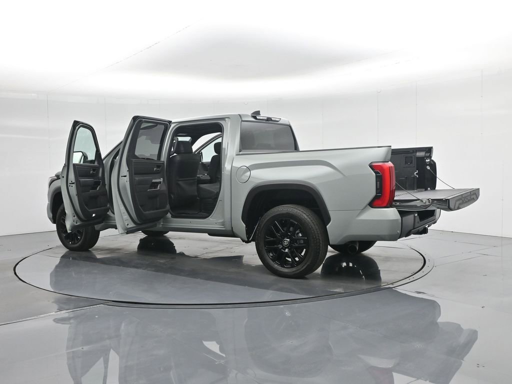 Used 2025 Toyota Tundra Limited image 41
