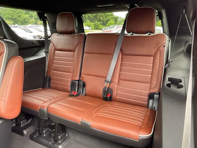 Used 2023 GMC Yukon Denali Ultimate AWD/4WD image 28