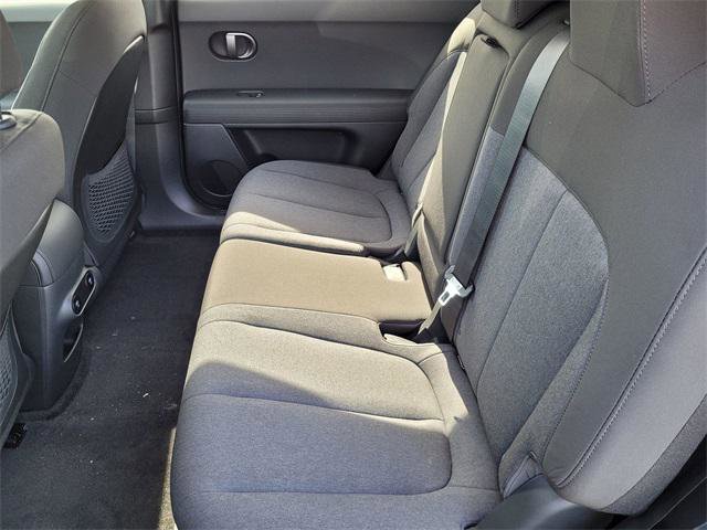 New 2025 Hyundai Ioniq 5 SE image 7