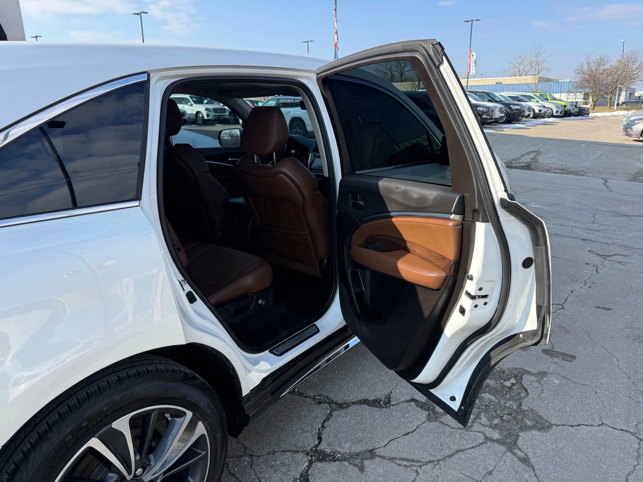 Used 2020 Acura MDX SH-AWD w/ Technology Package image 22